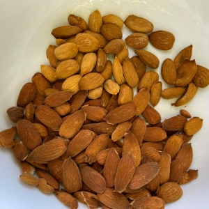 Bademi 1kg