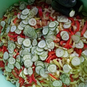 Ukiseljena mješana salata